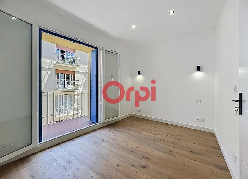 Appartement Rue Montgolfier à Fréjus