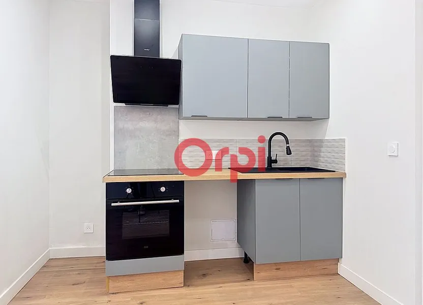 Appartement Rue Montgolfier à Fréjus
