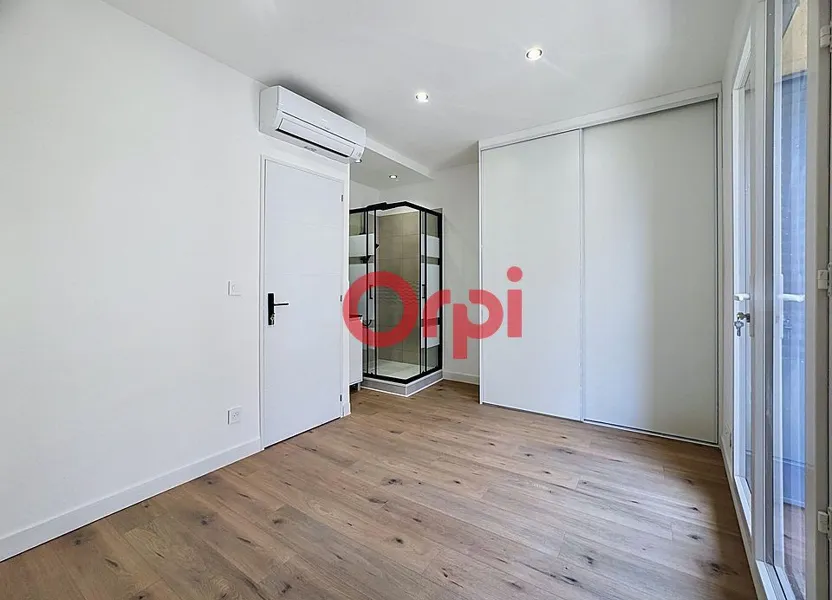 Appartement Rue Montgolfier à Fréjus