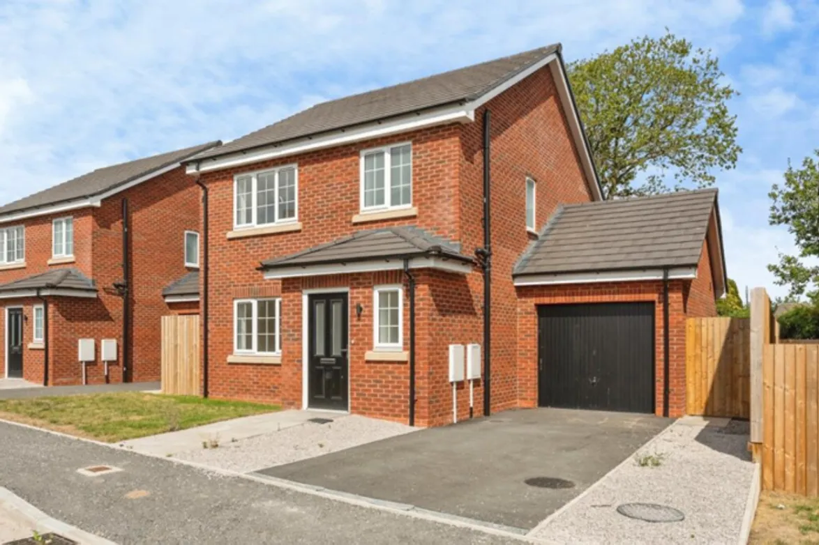 House Holmleigh Road in Liverpool