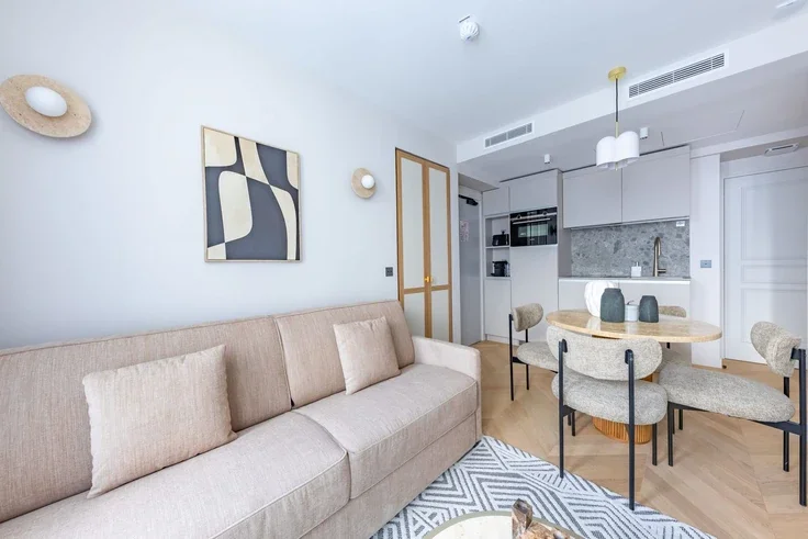Flat Rue de Caumartin in Paris