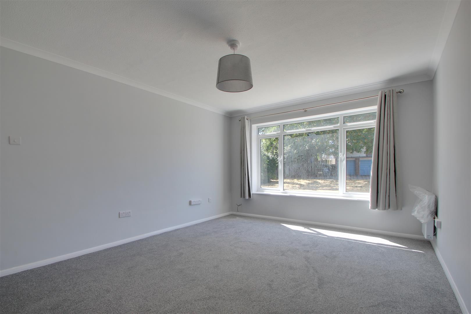 Flat Victoria Road in Worthing