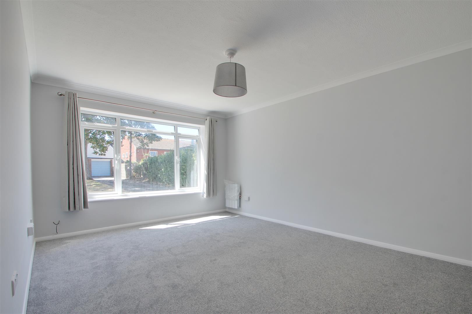 Flat Victoria Road in Worthing