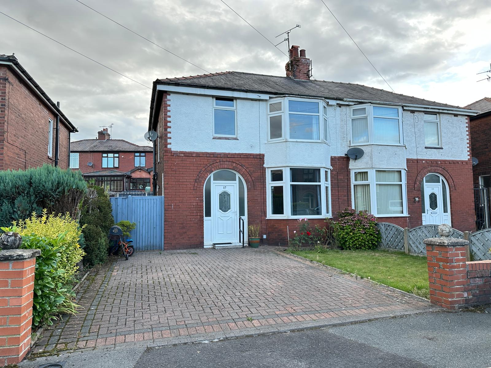House Passmonds Way in Heywood