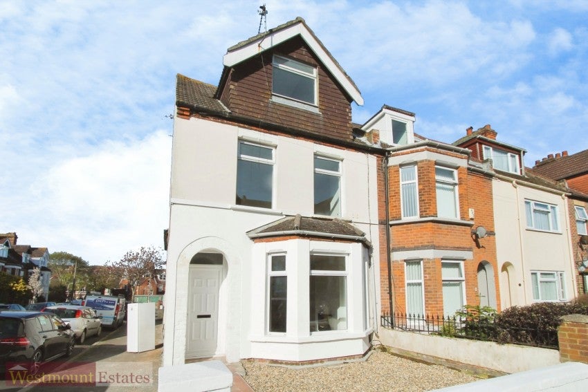 House Bournemouth Road in Folkestone and Hythe District