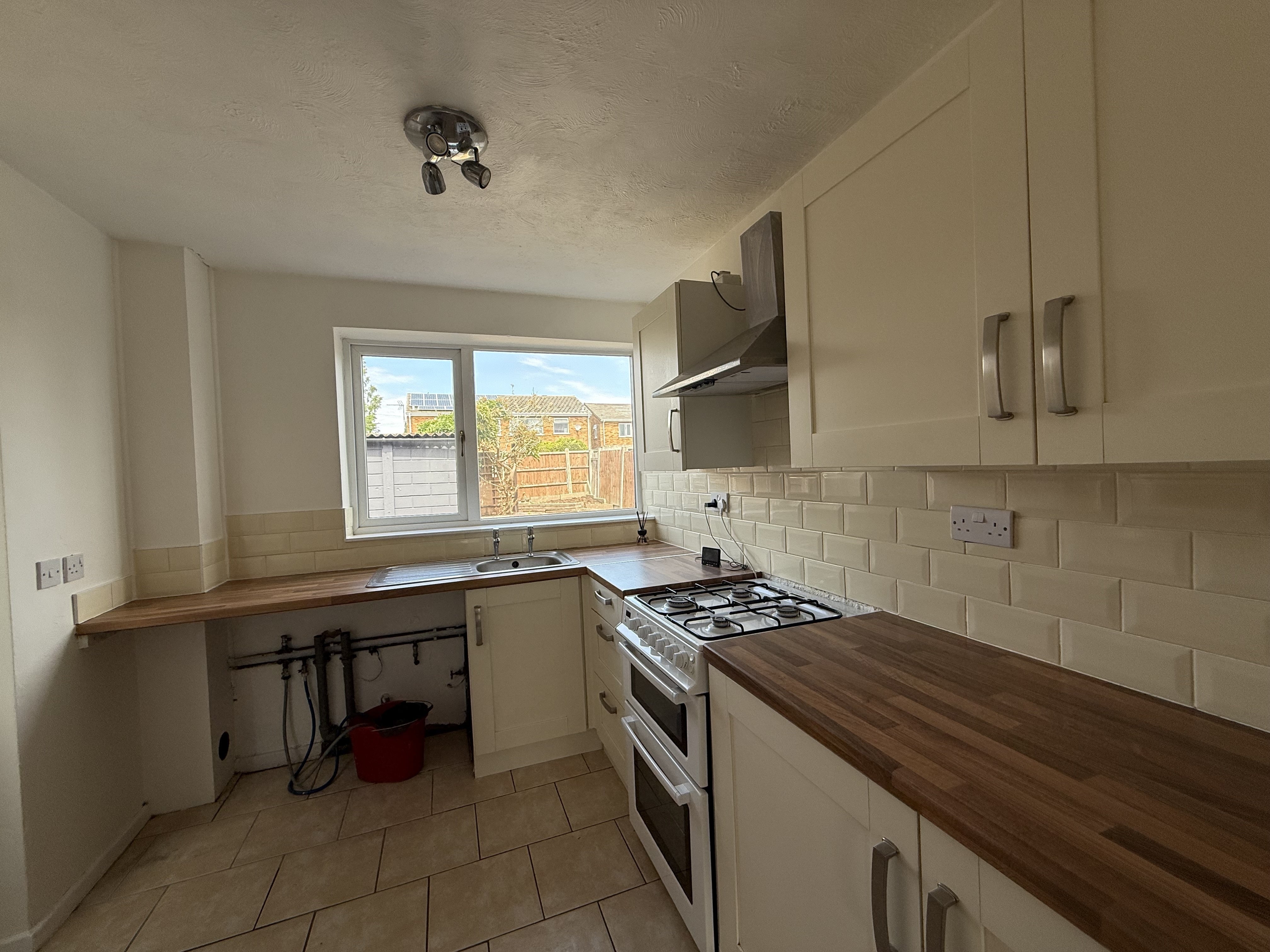 House Witney Close in Tamworth