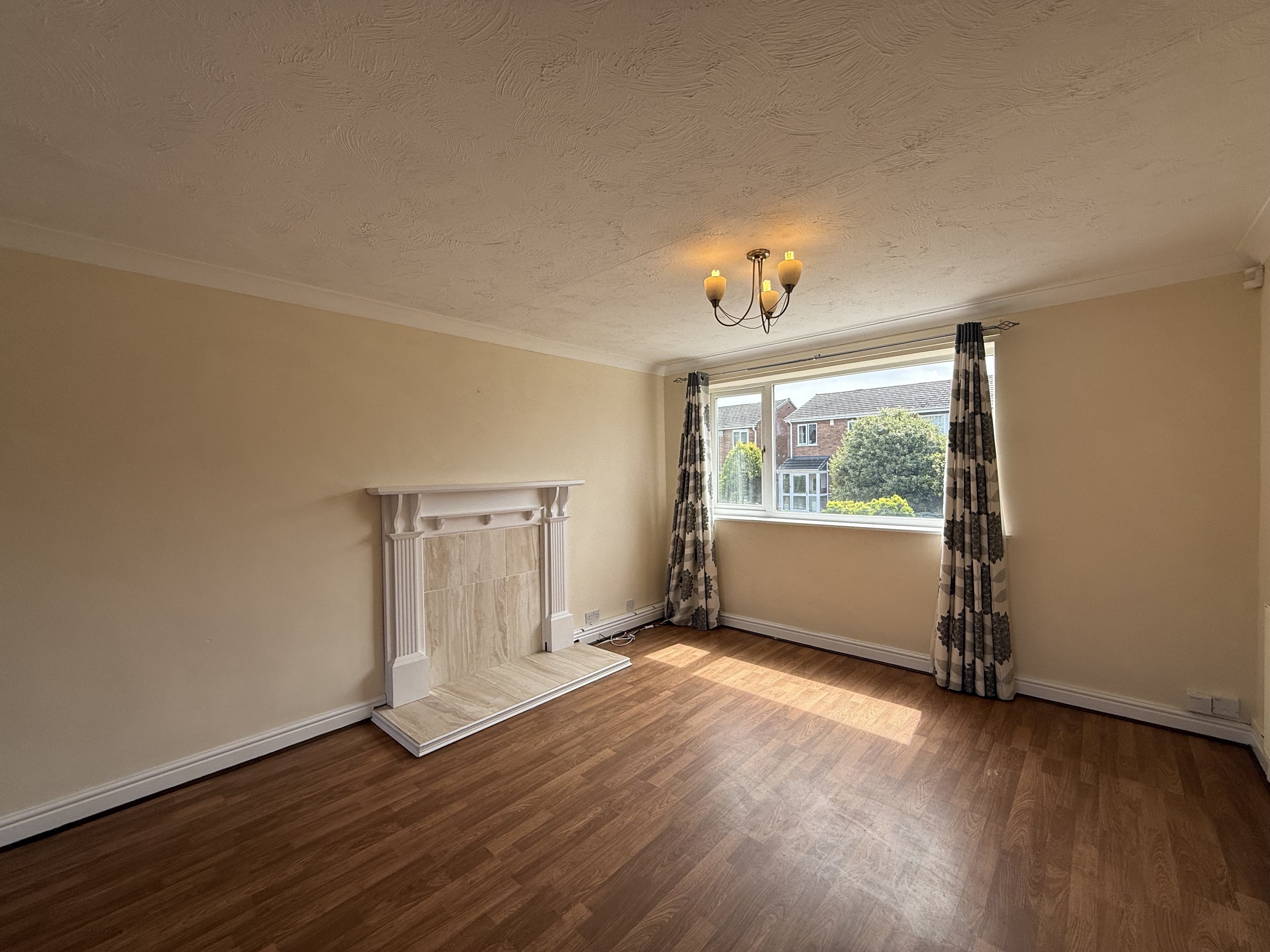 House Witney Close in Tamworth