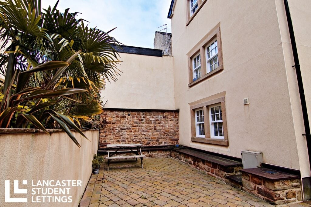 Flat St Leonard's Gate in Lancaster