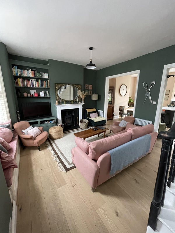 Room Medwin Street in Greater London