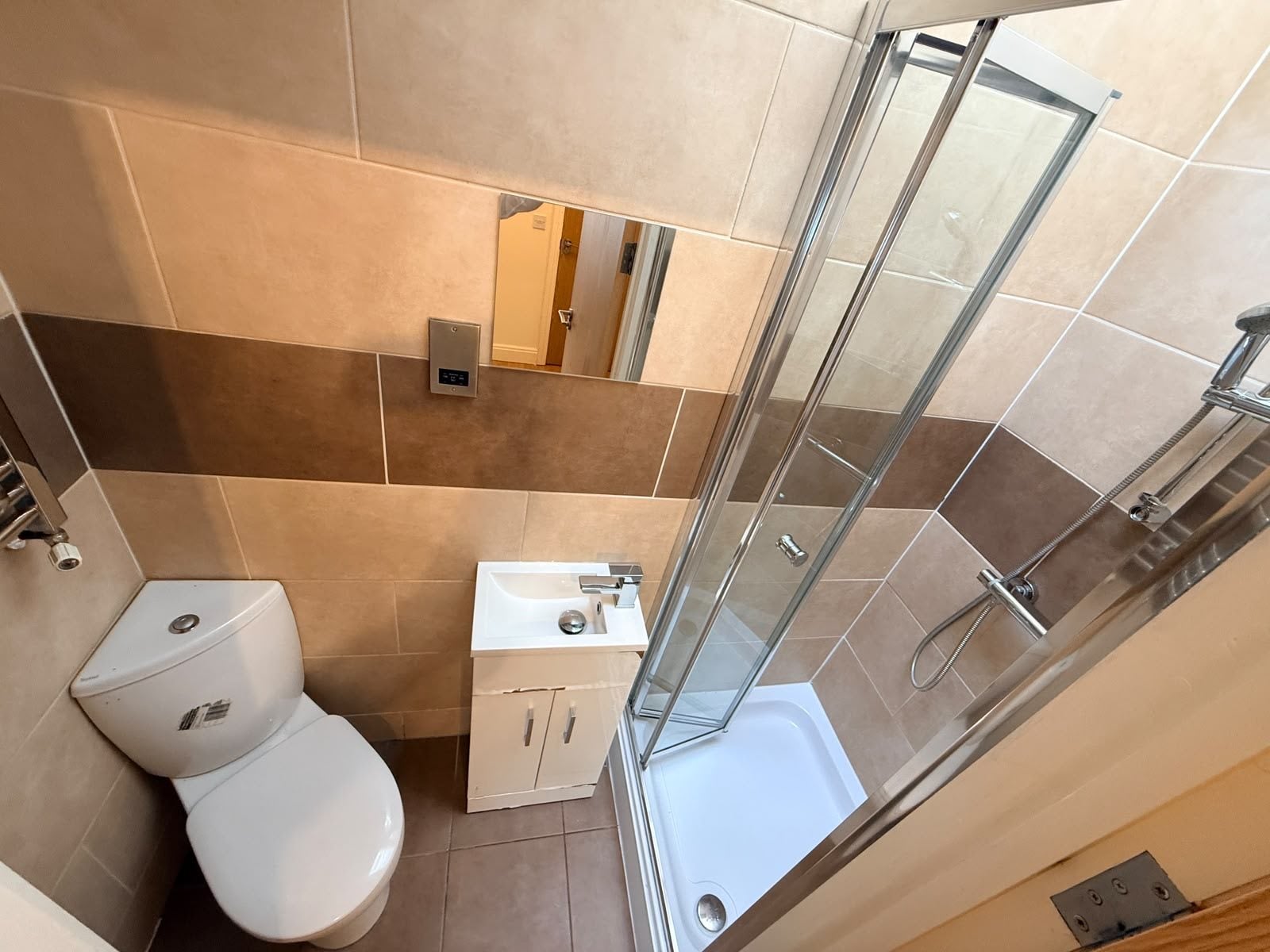 Room Colum Road in Cardiff