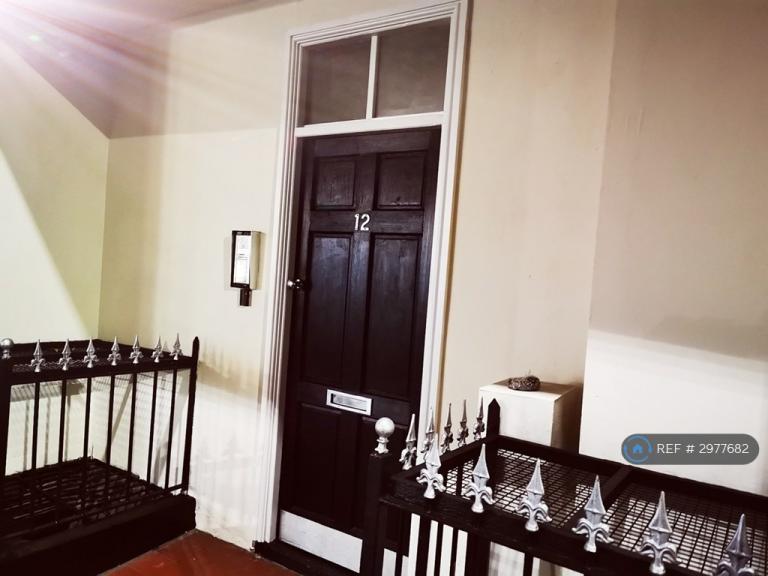 Flat Spencer Street in Royal Leamington Spa