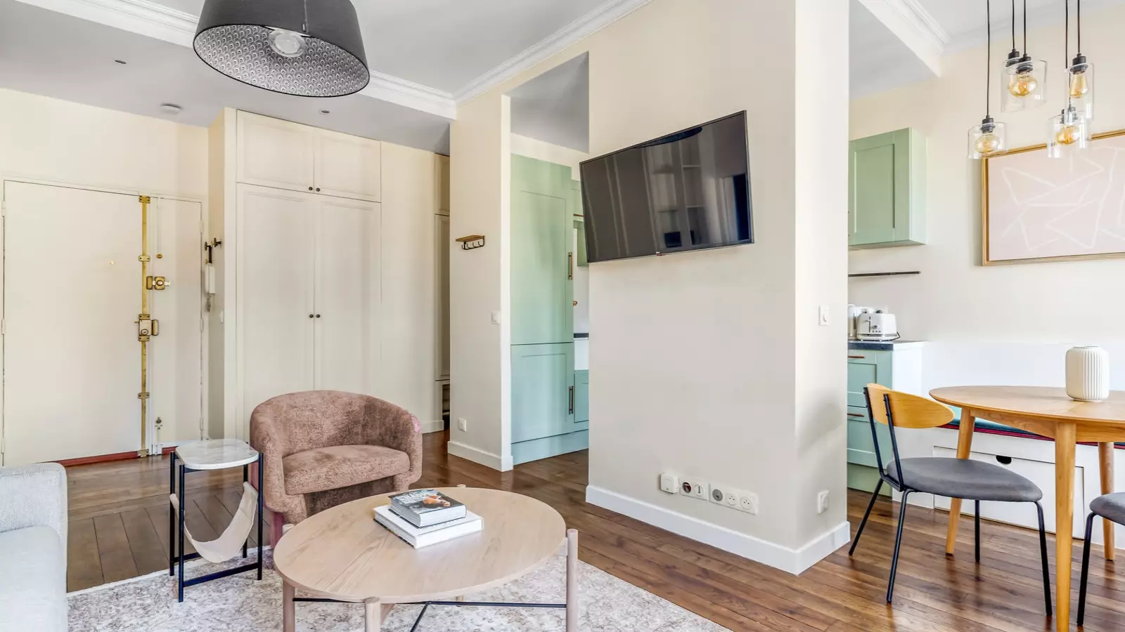 Flat Rue Blanche in Paris