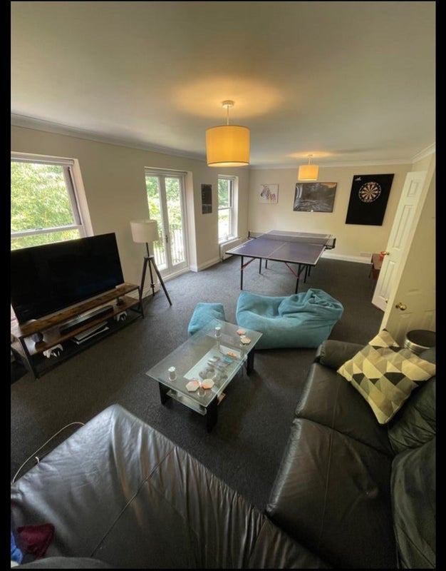 Room Corsica Street in Greater London