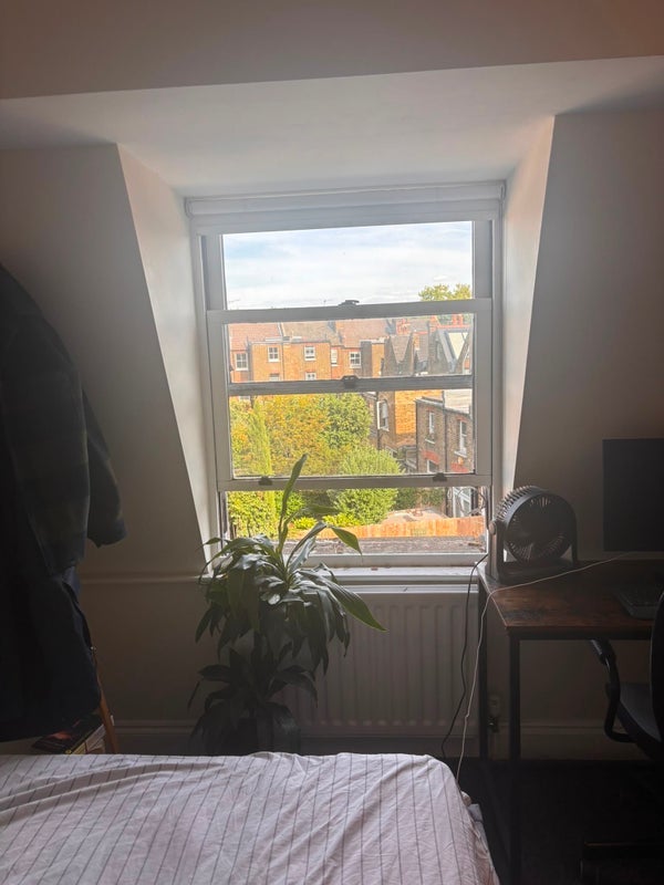 Room Corsica Street in Greater London