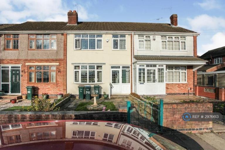 House Sledmere Close in Coventry