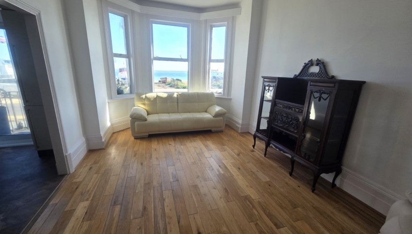Flat Ranelagh Road in Deal