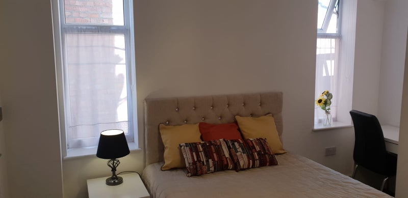 Room Walsgrave Road in Coventry