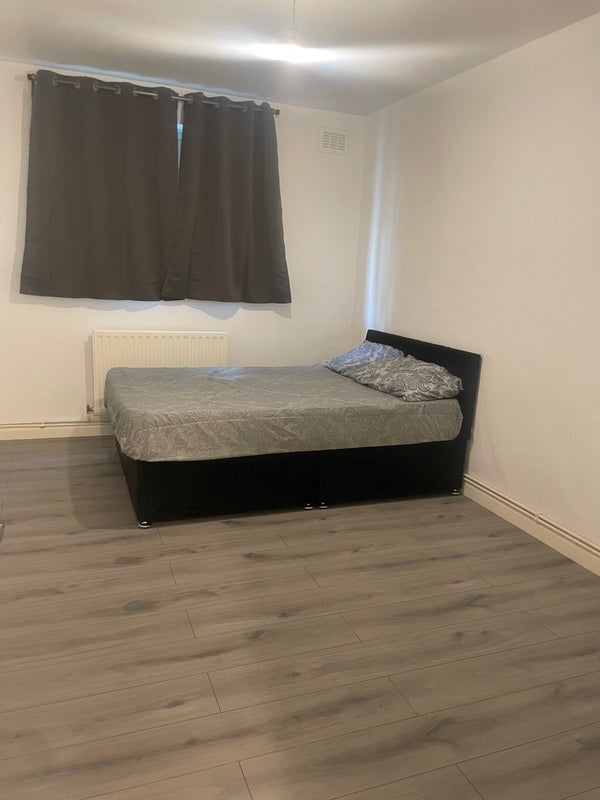 Room Waldram Park Road in Greater London
