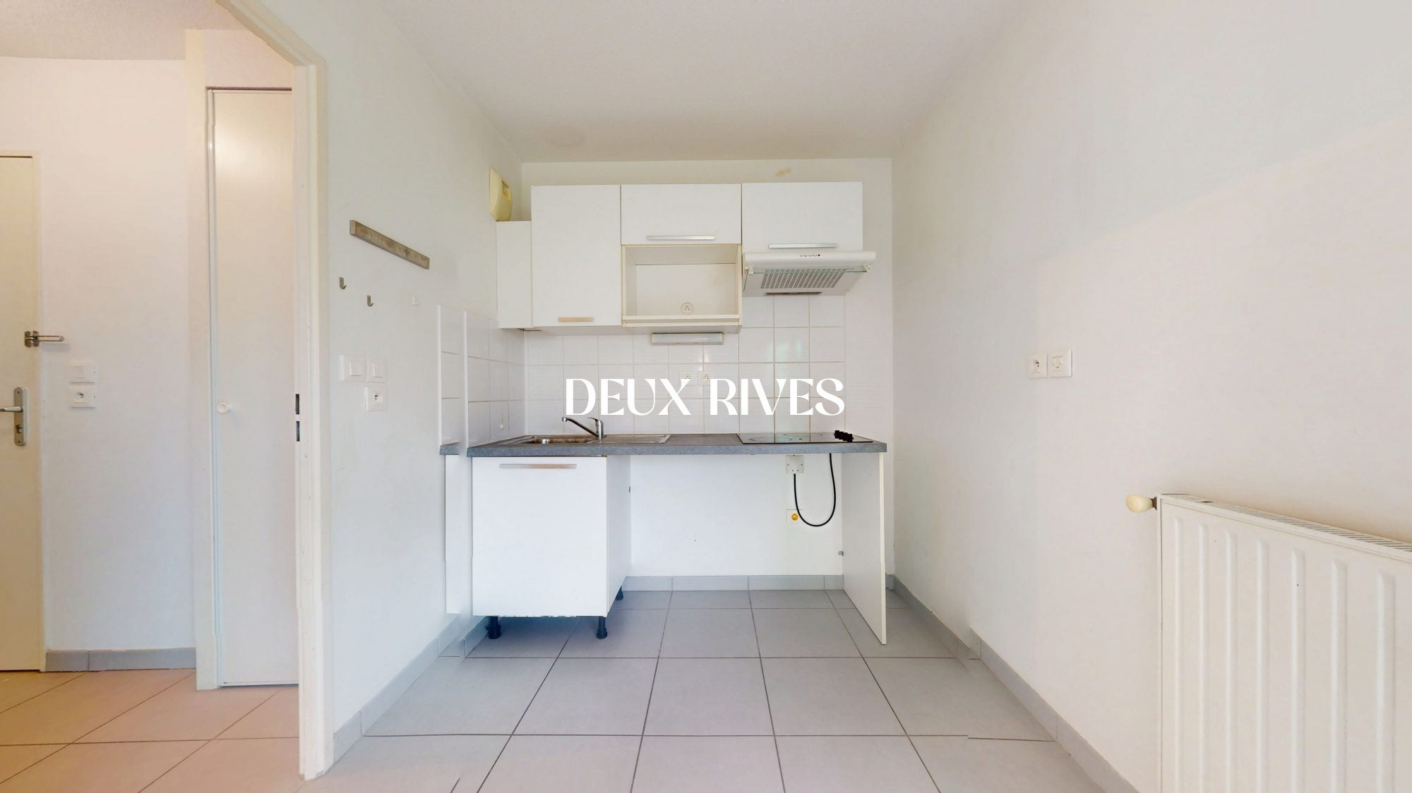Flat Rue du Chemin Rouge in Nantes