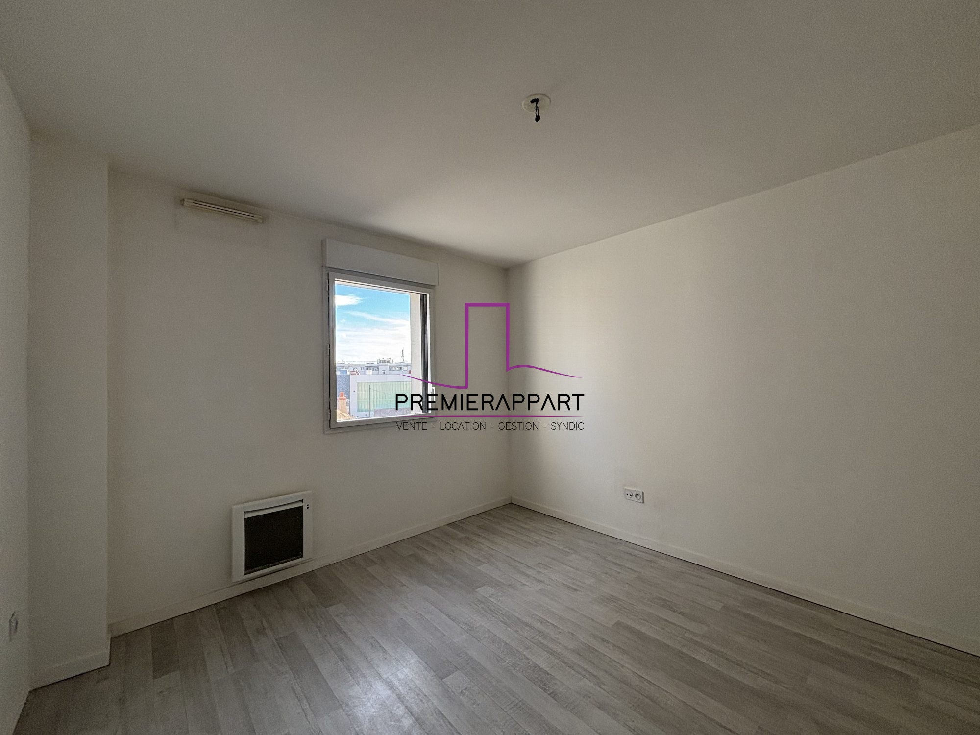 Flat Rue Louise Michel in Houilles