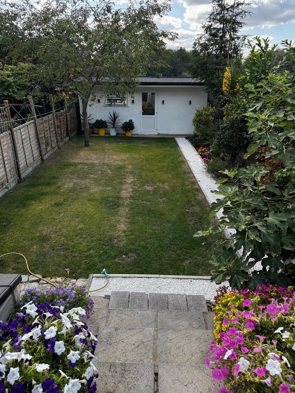 Room Chingford Road in Greater London