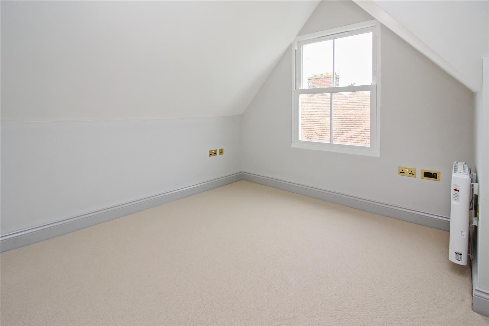 Flat Whitstable Road in Canterbury