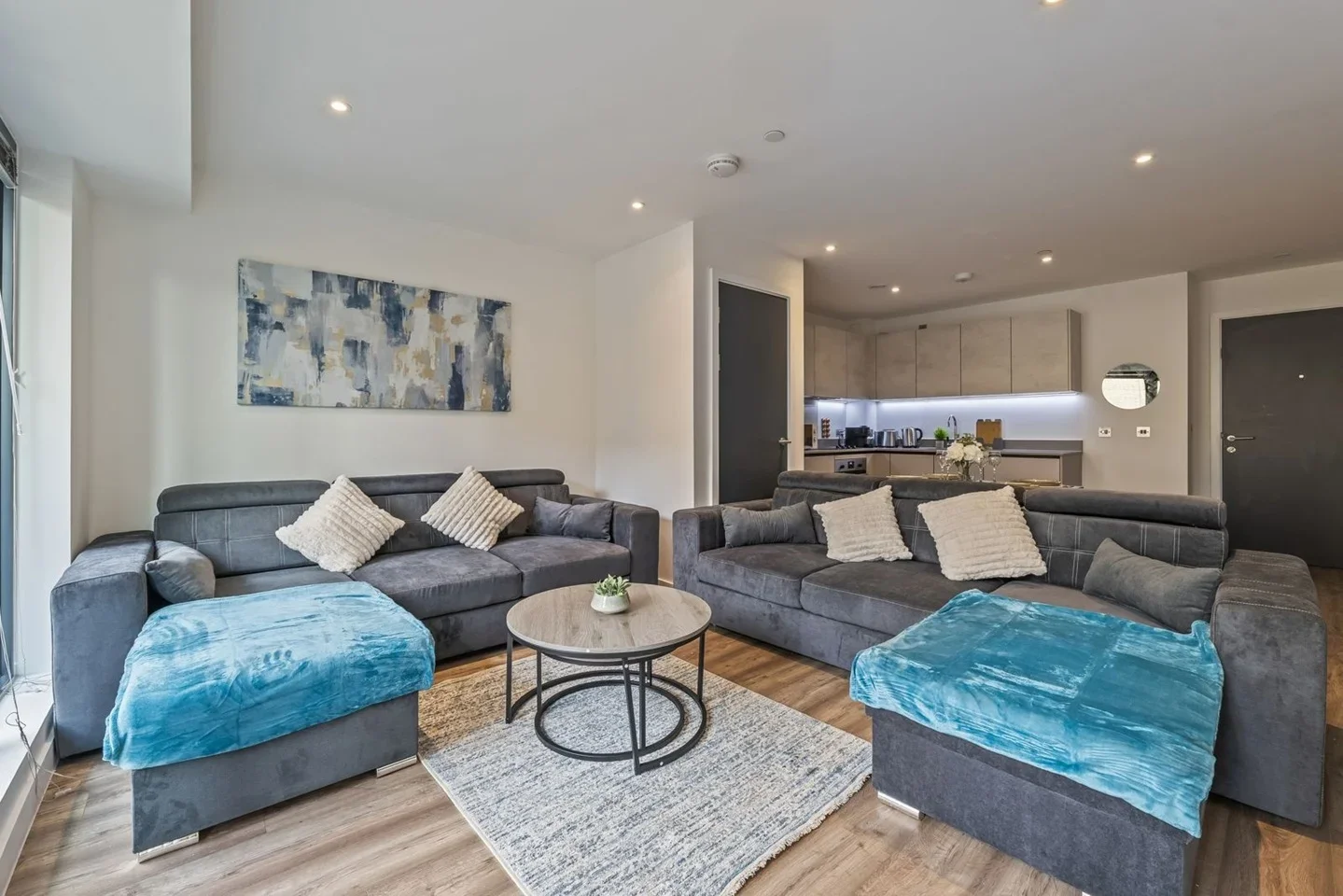 Flat Herschel Street in Slough