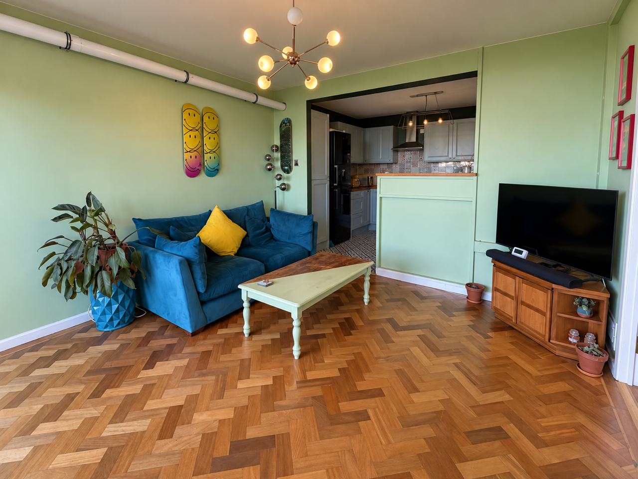 Flat Asthill Grove in Coventry