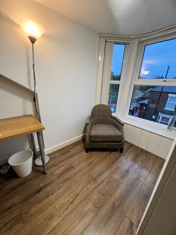 Room Peel Street in Sunderland