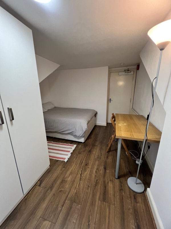 Room Peel Street in Sunderland