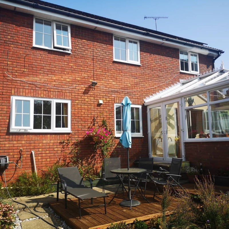 Room Pilsdon Drive in Poole
