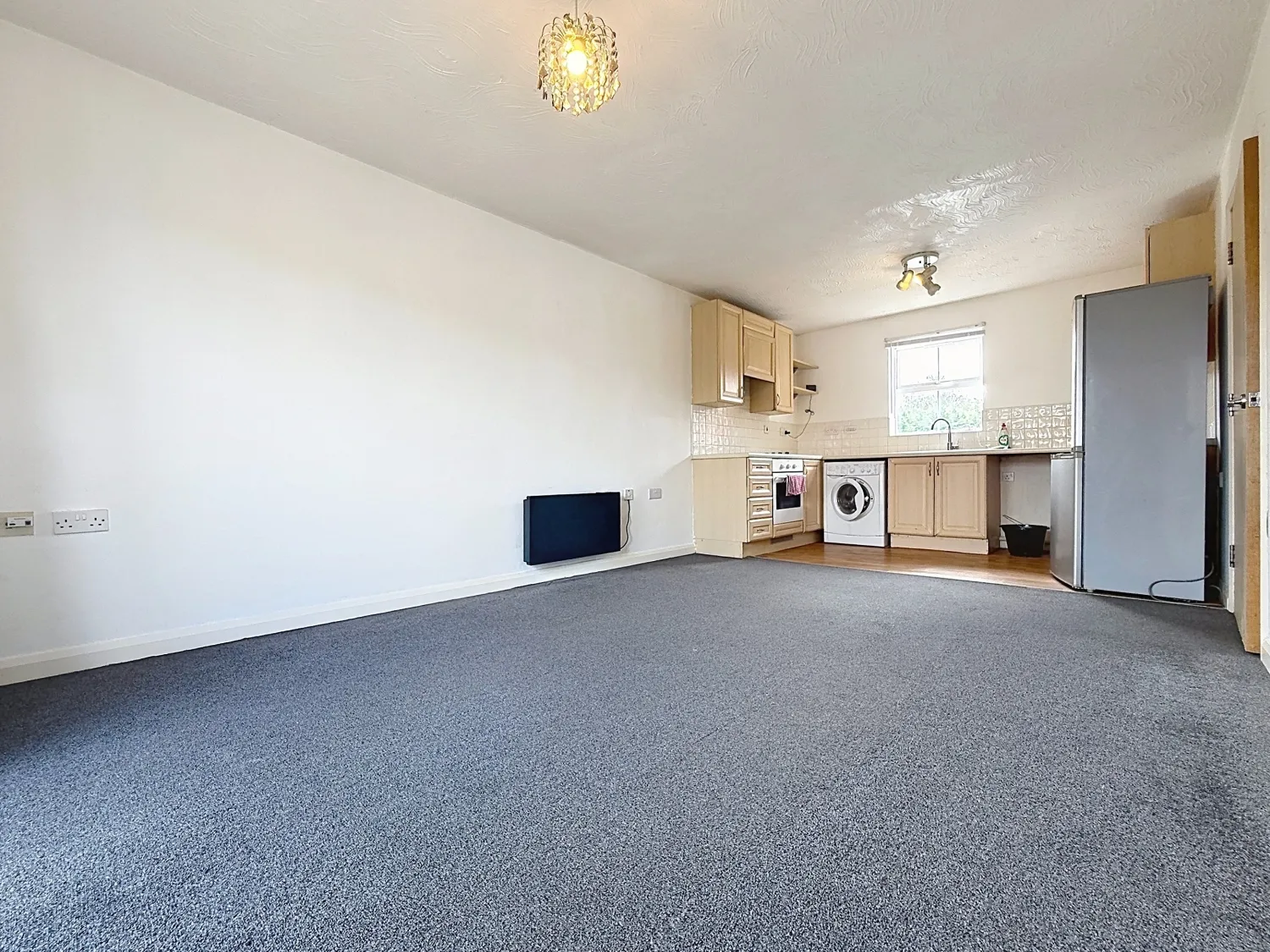 Flat Strathern Road in Leicester