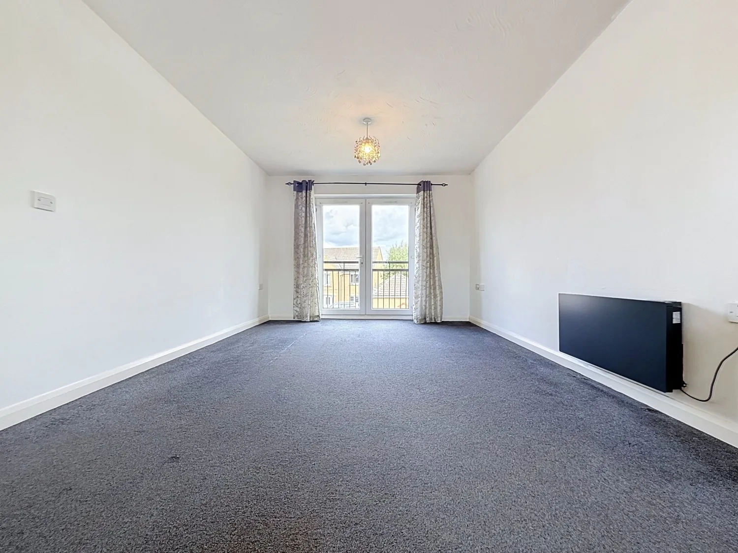 Flat Strathern Road in Leicester