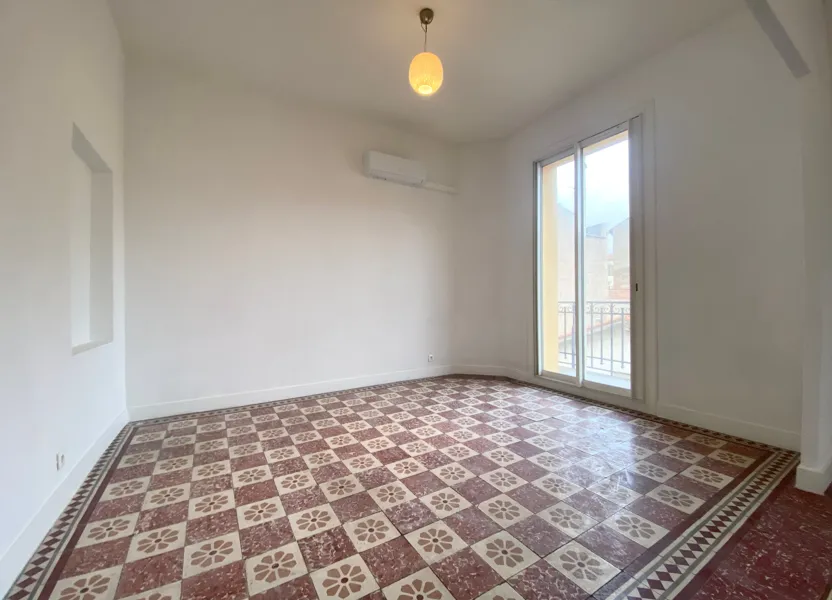 Flat Rue Sant Gil in Perpignan