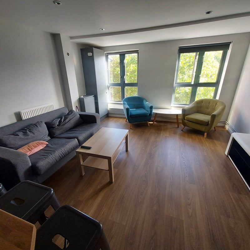 Room Pemberton Street in Nottingham
