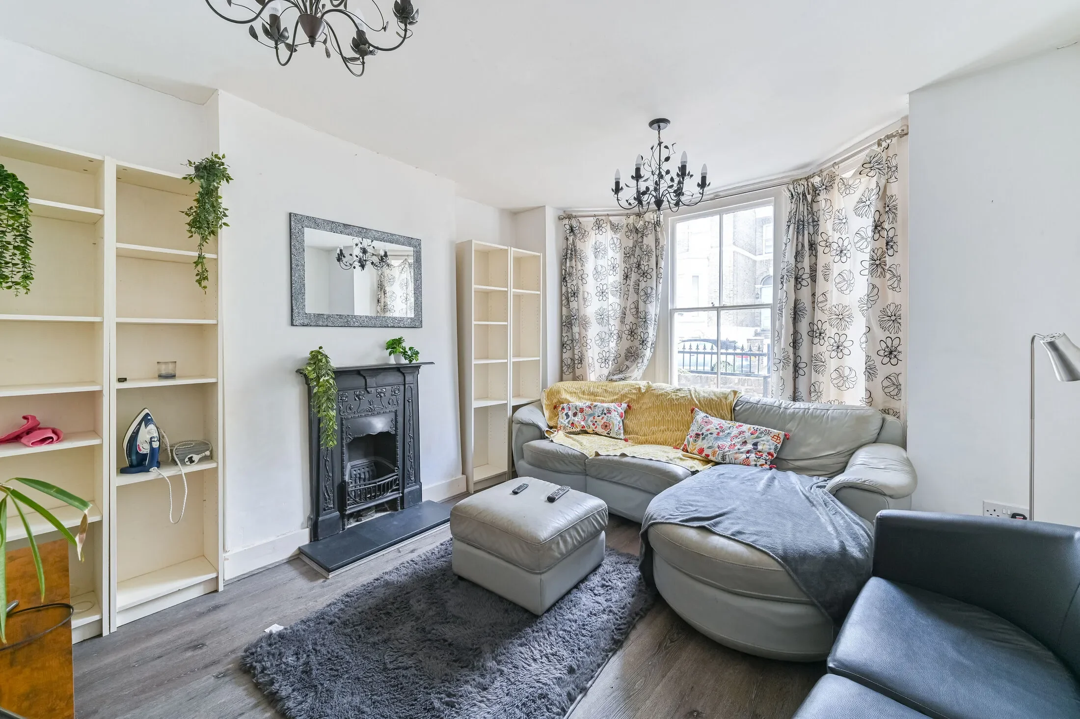 House Flaxman Road in Greater London