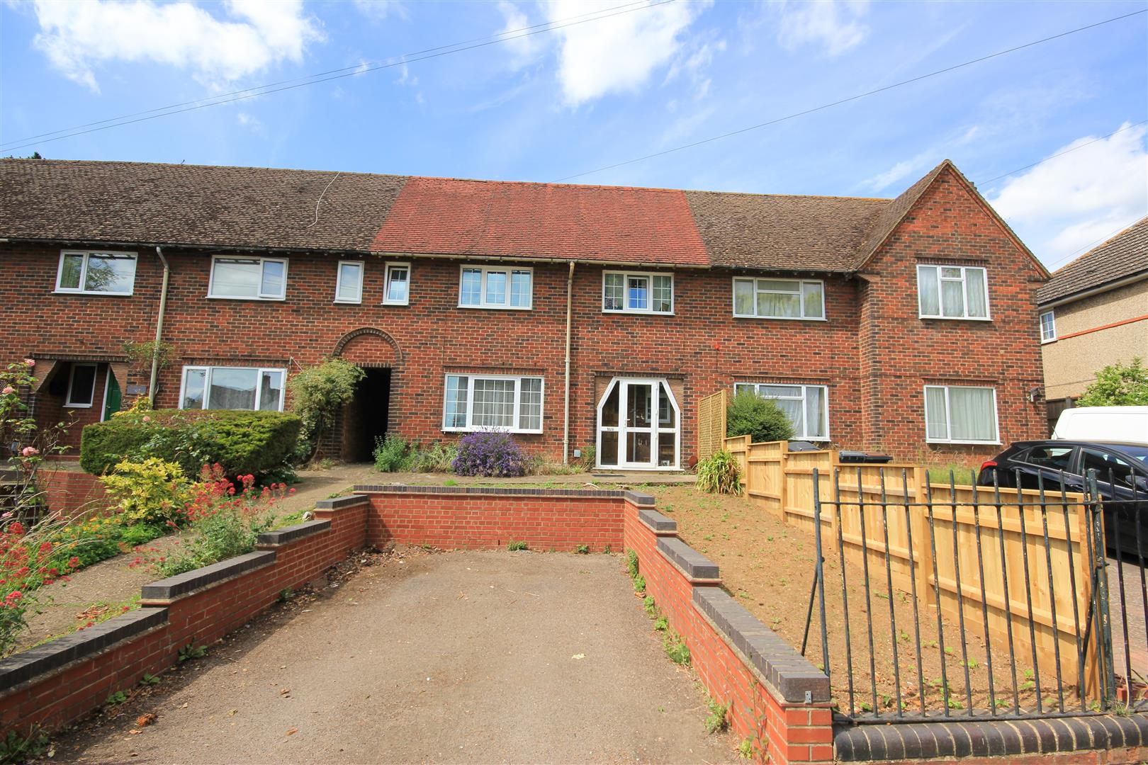 Room Midland Road in Wellingborough