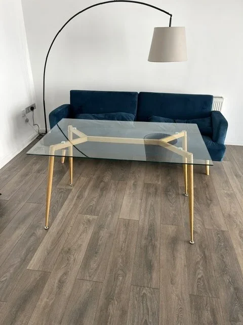 Flat Kingston Road in Greater London
