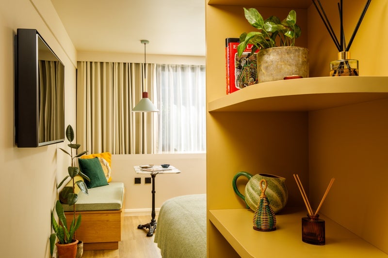 Flat Hackney Road in Greater London