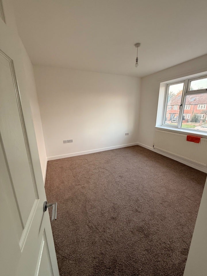 House Redlees Close in Greater London