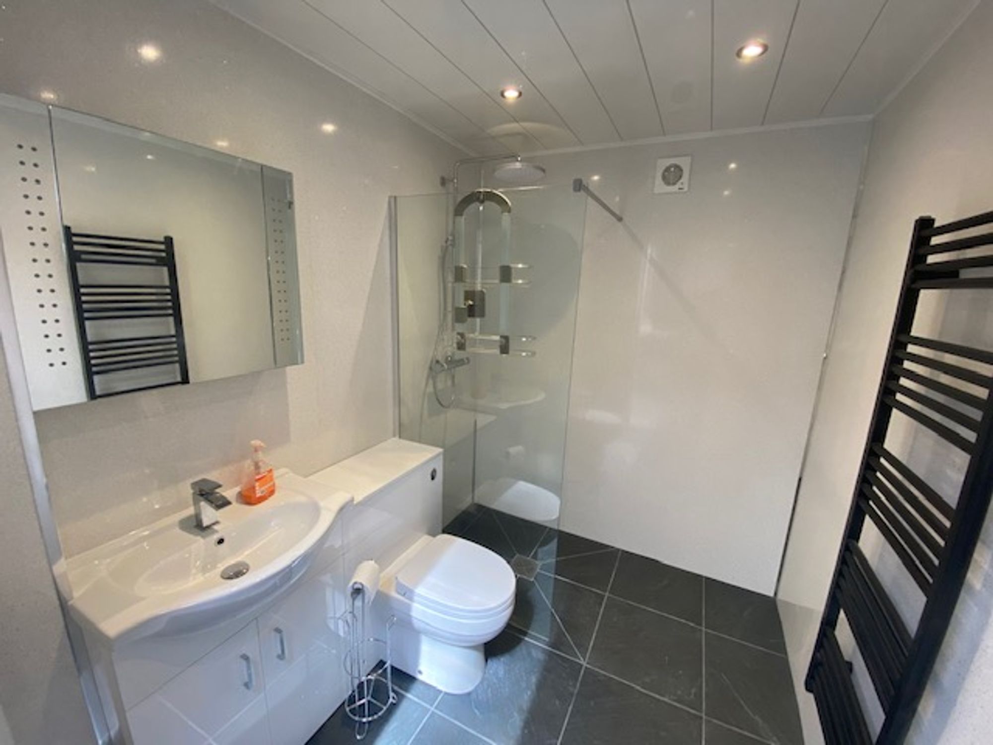 Flat Chancery Lane in Cardiff