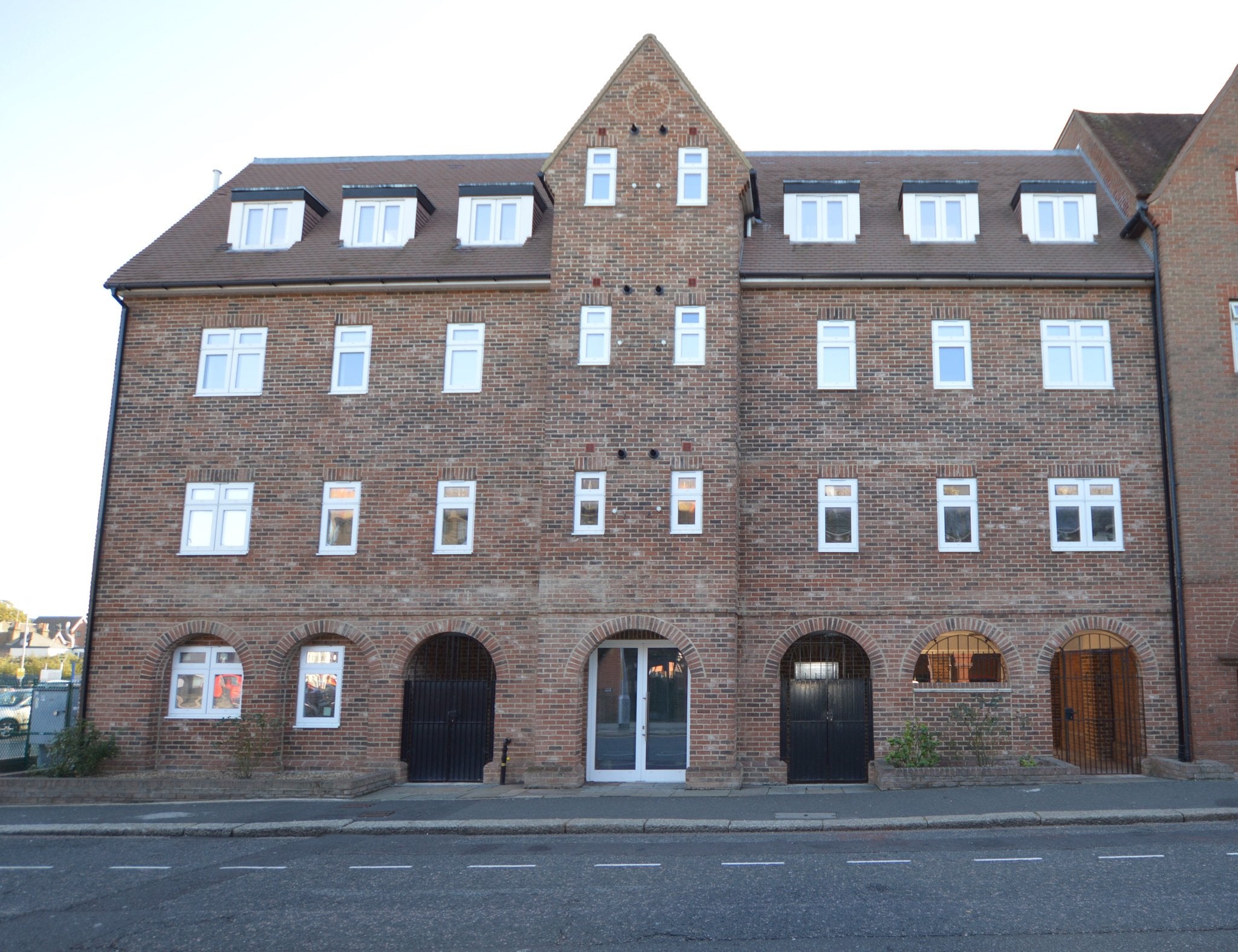 Flat Kent Road in Dartford