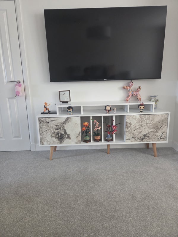 Room Shale Road in Winchburgh