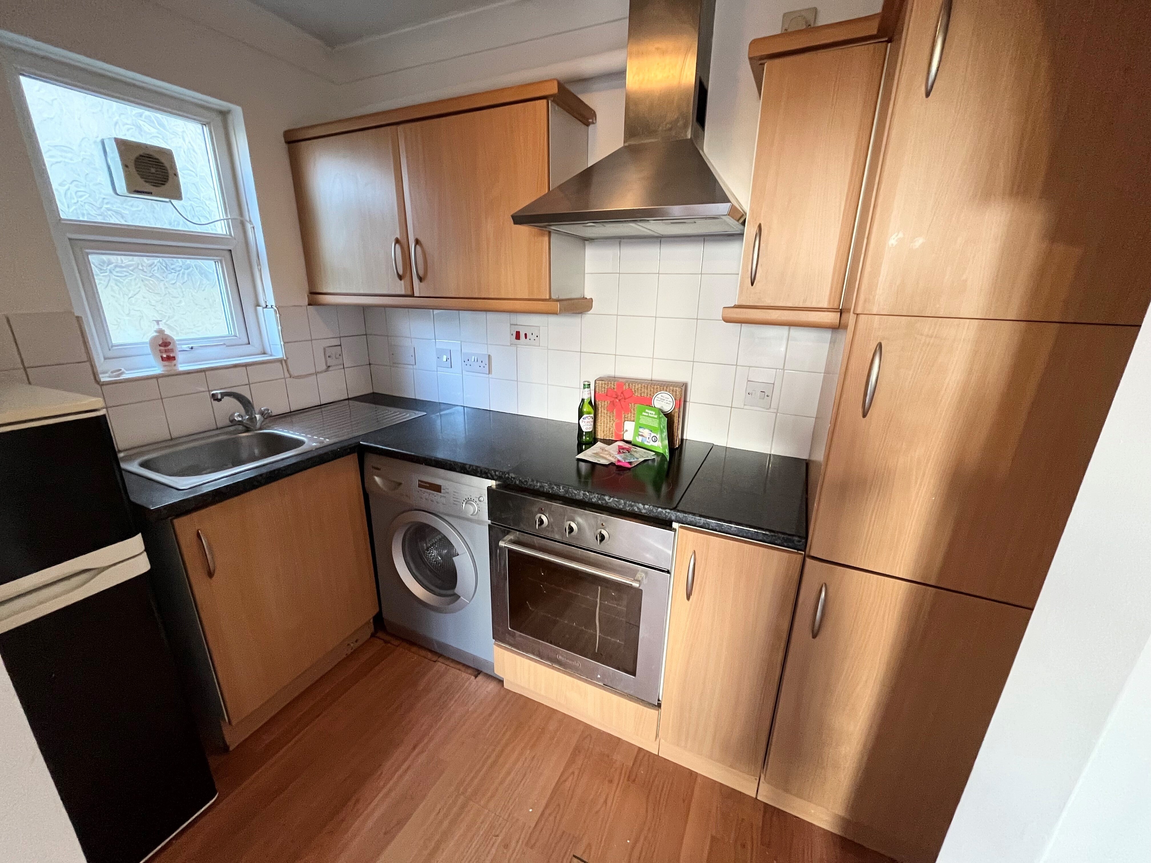 Flat Claude Road in Cardiff