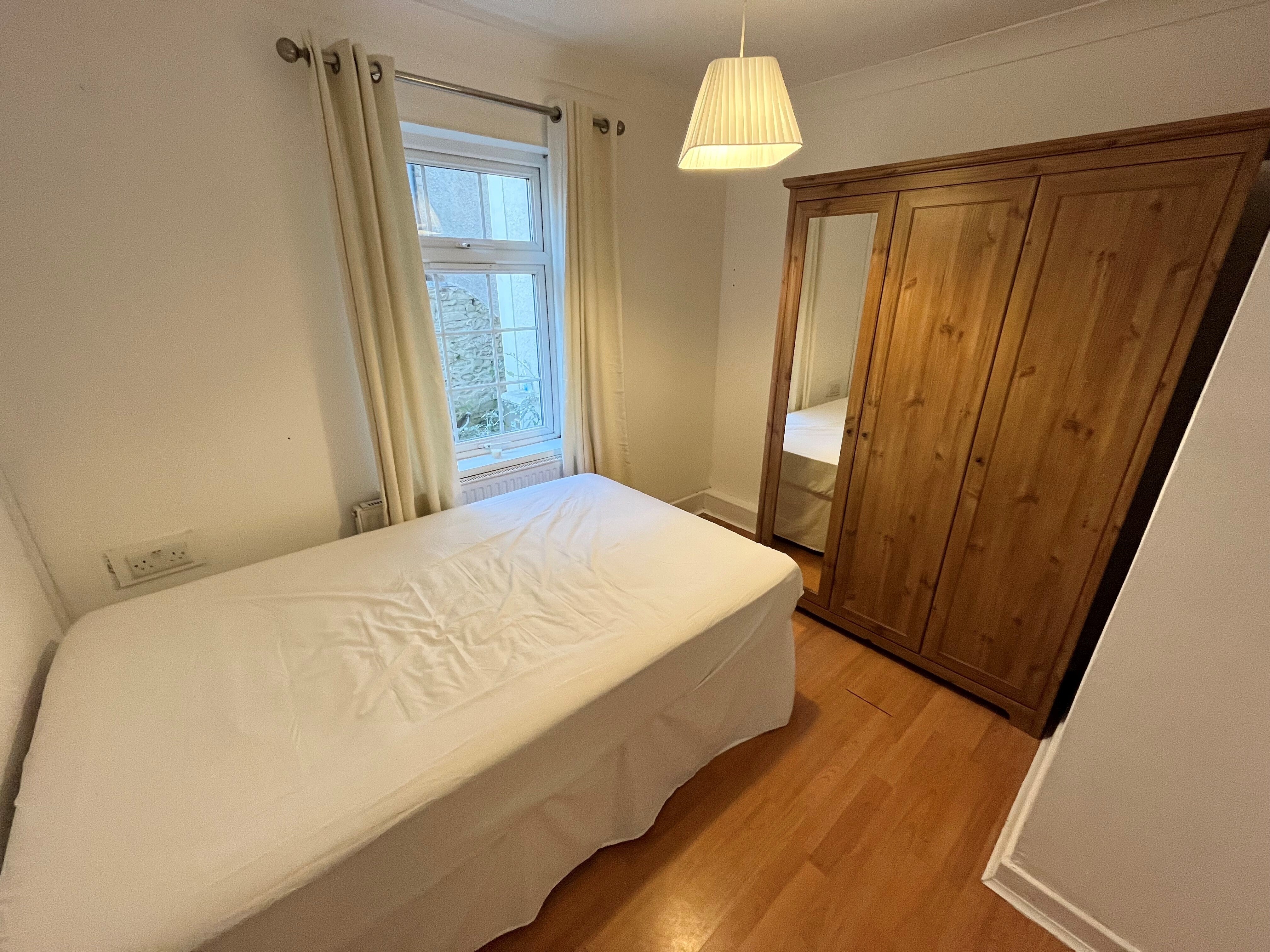 Flat Claude Road in Cardiff