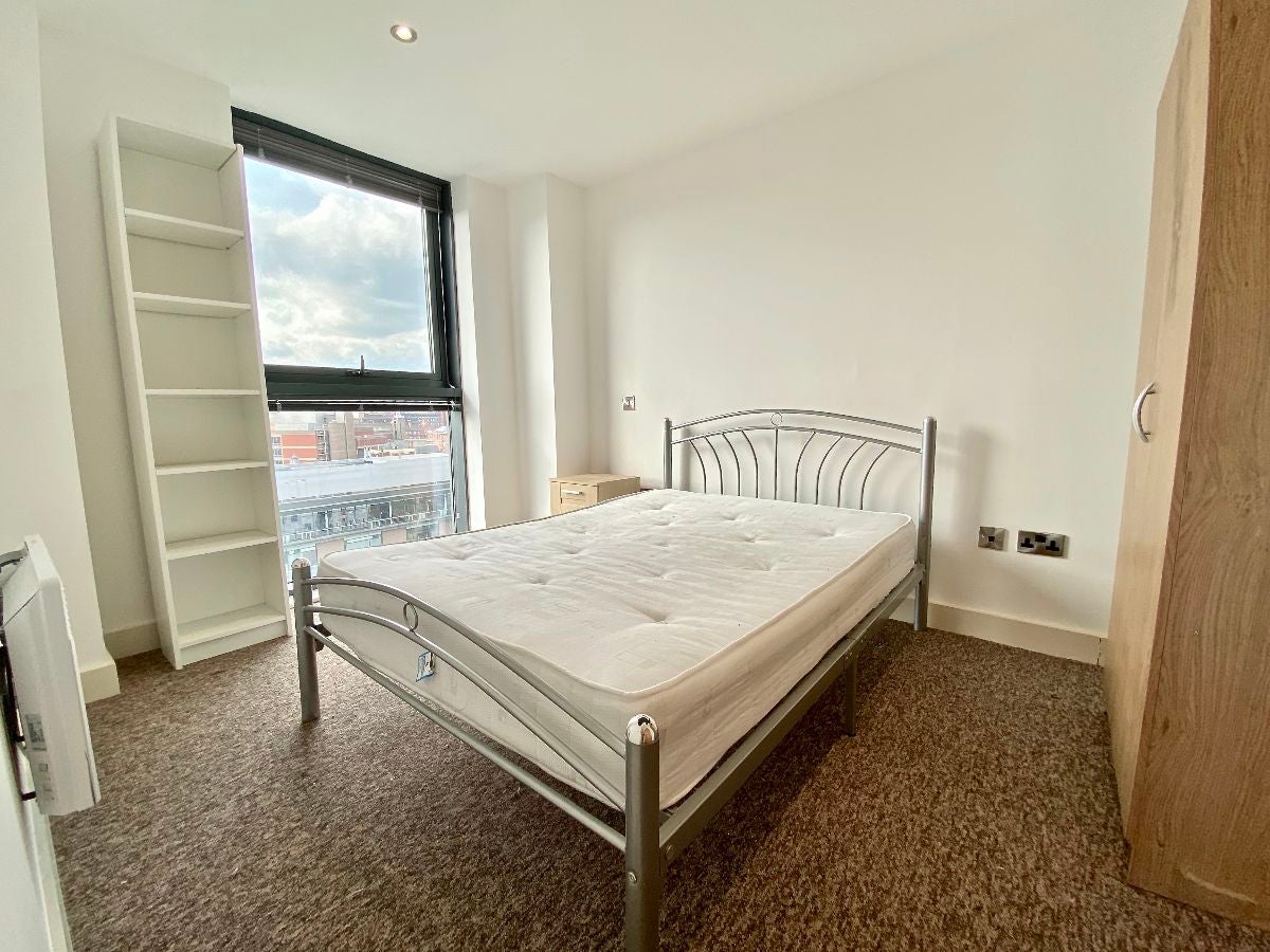 Flat Windrush Way in Sheffield