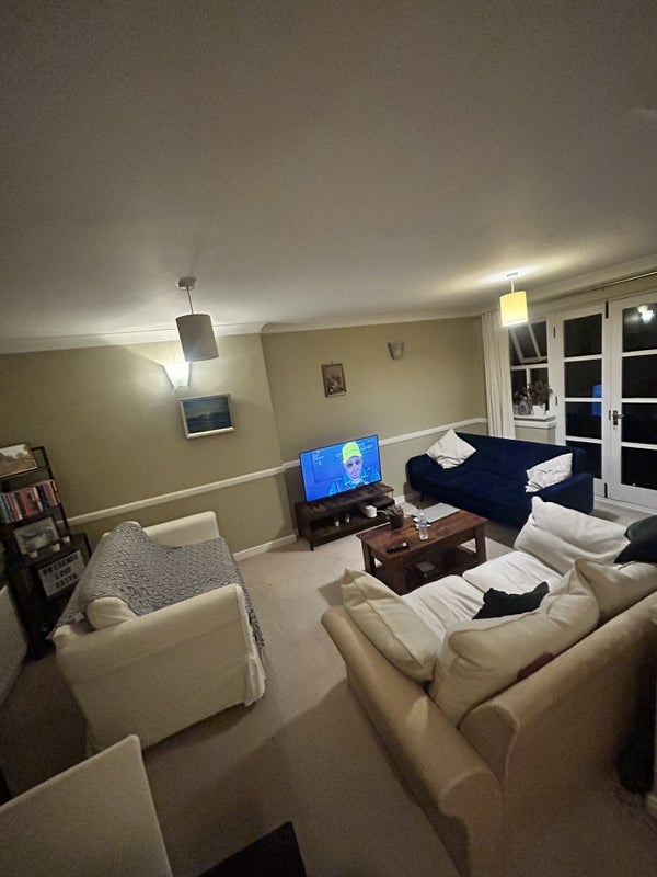 Room Wycliffe Road in Greater London