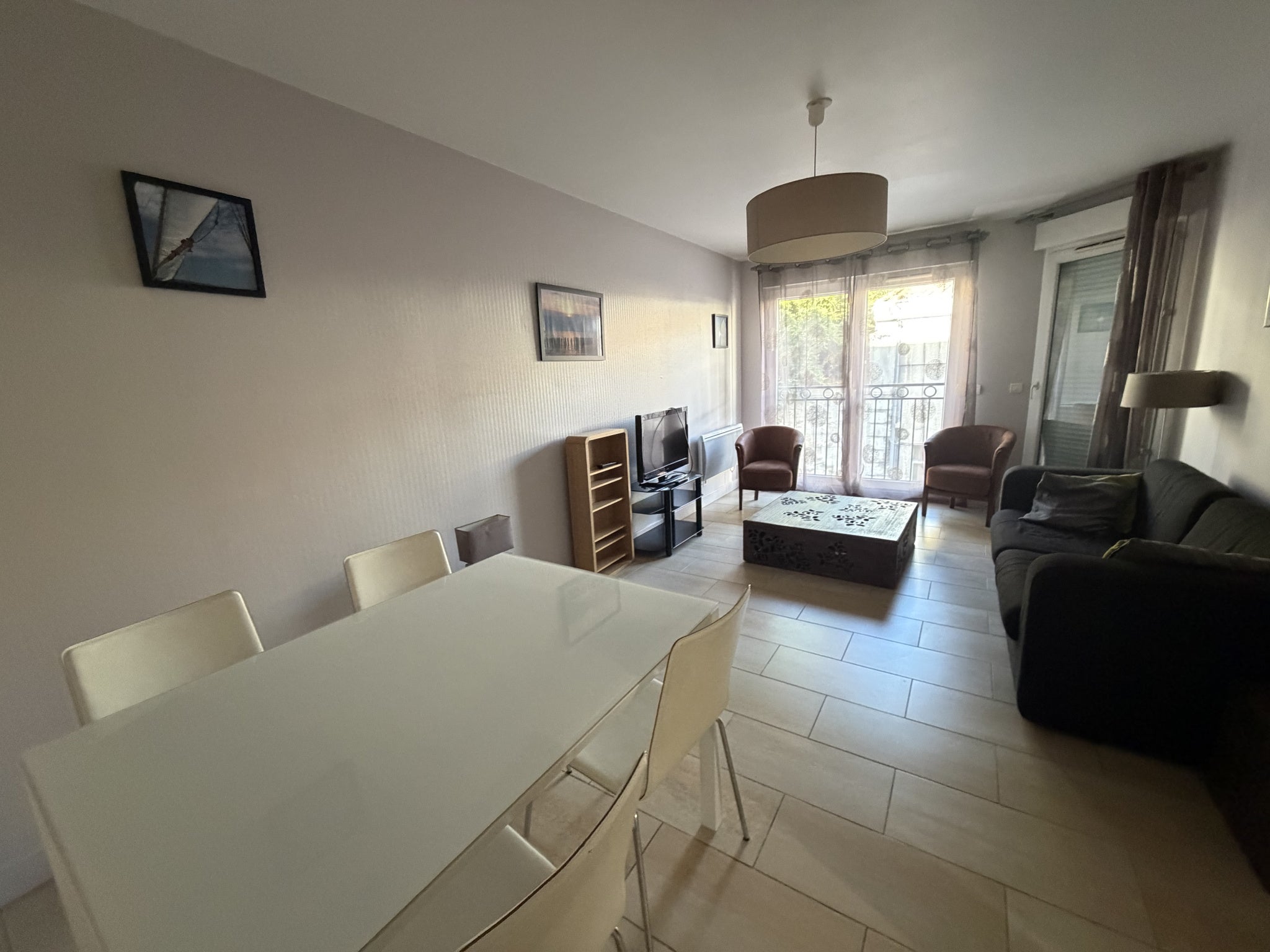 Flat Rue Goya in Bordeaux