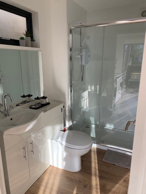 Room Granville Road in Greater London