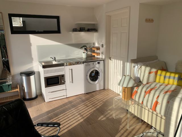Room Granville Road in Greater London